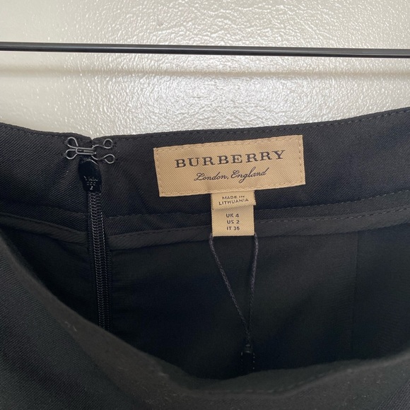 Burberry Black Pencil Skirt US Size 2 - Picture 8 of 13